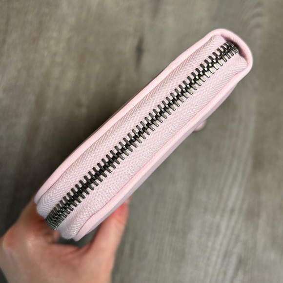 Bottega Veneta Intrecciato Leather Round Zippy Long Wallet Dog Motif Pink - Picture 6 of 16